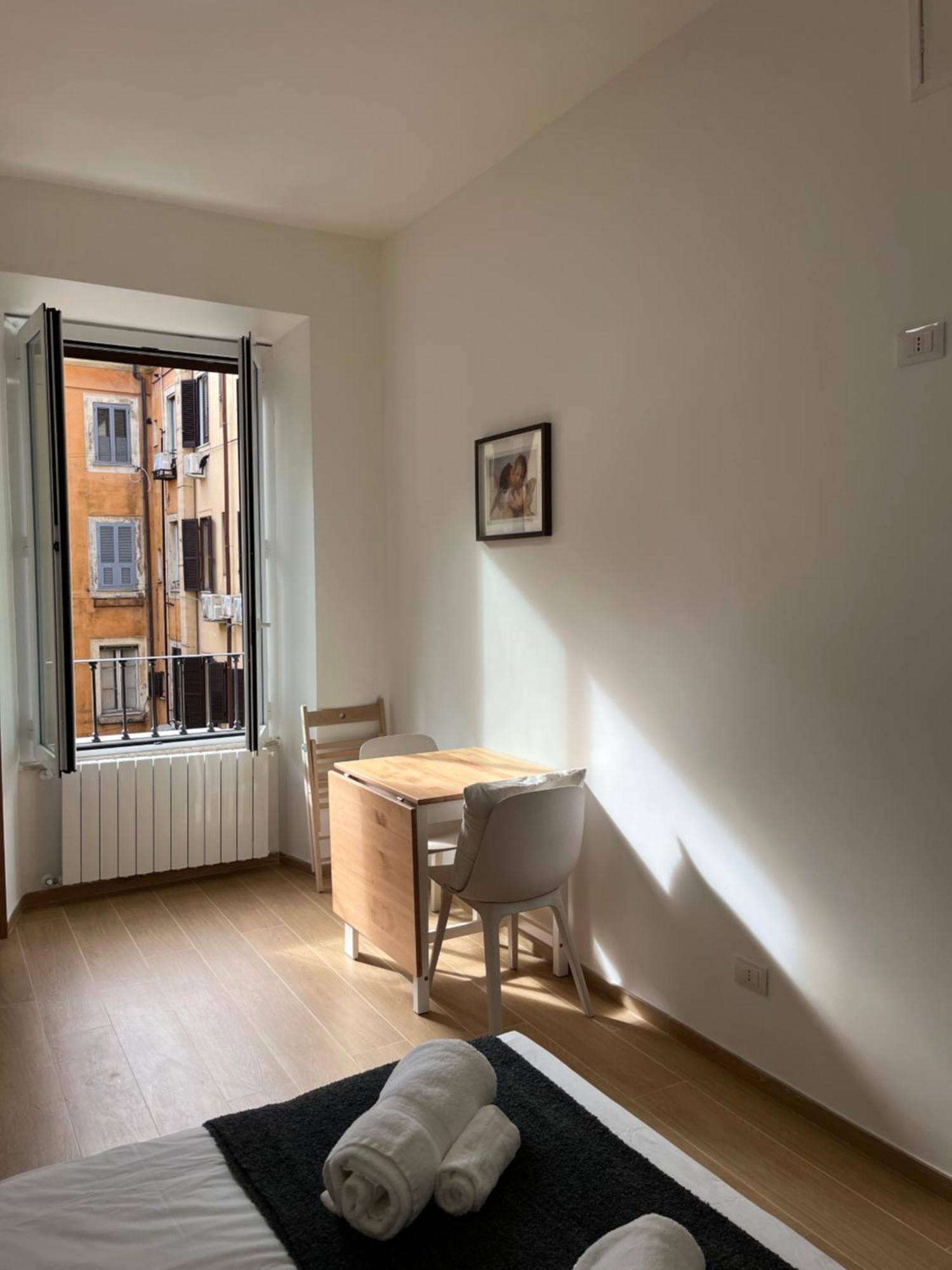 Flat 7 * Roma